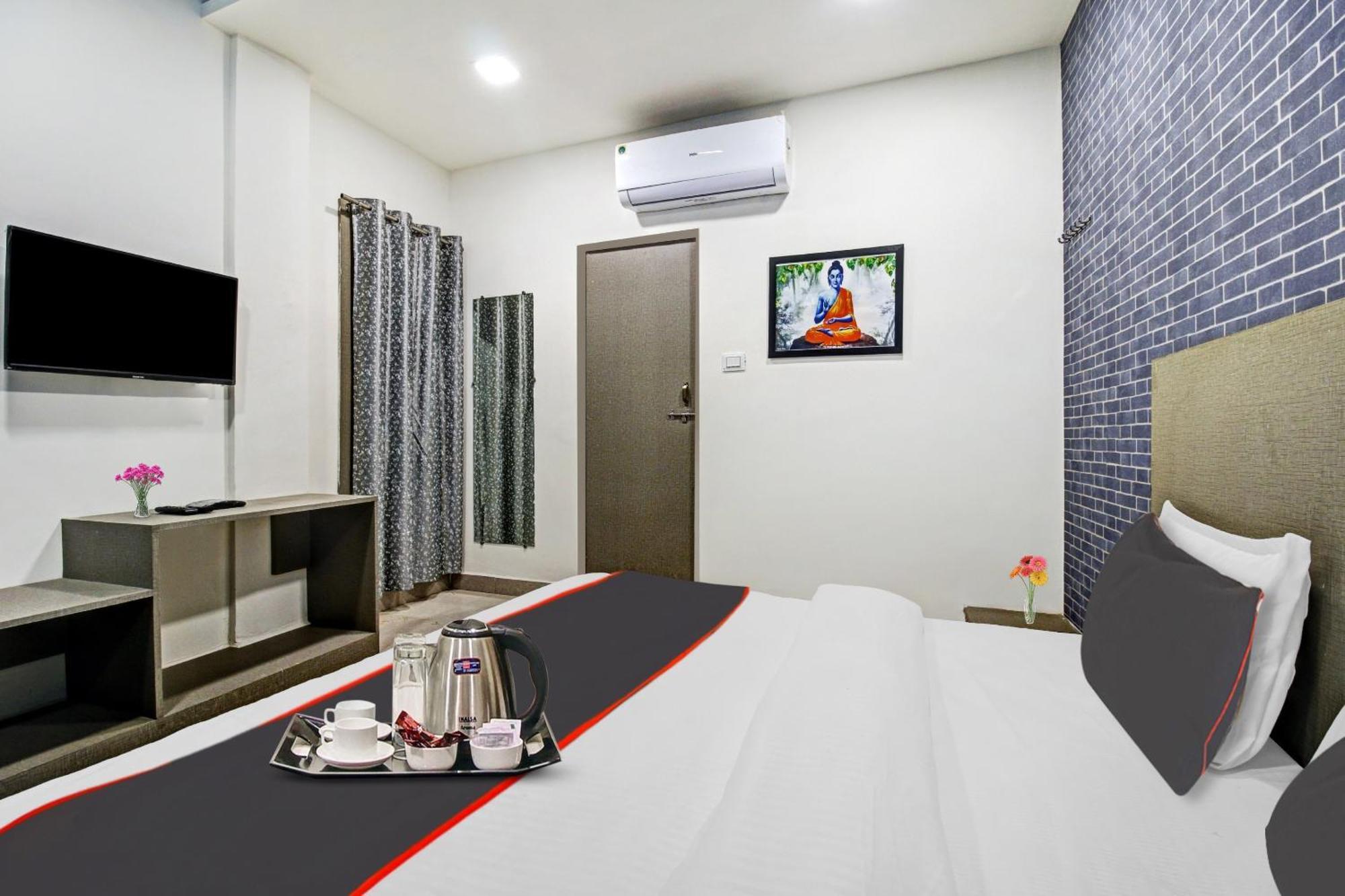 Super Collection O The Wishtler Hotell Bhopal Exteriör bild